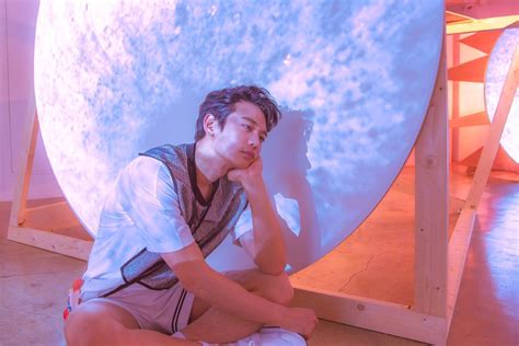 SHINee enjoy a dip in the pool in “Odd” comeback .